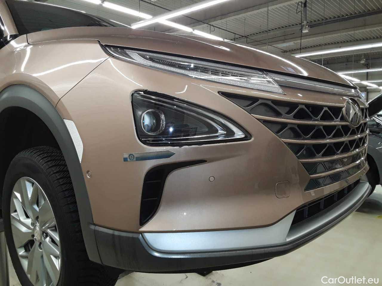 Hyundai  NEXO - Direct Drive Petrol/Hydrogen  13 #33