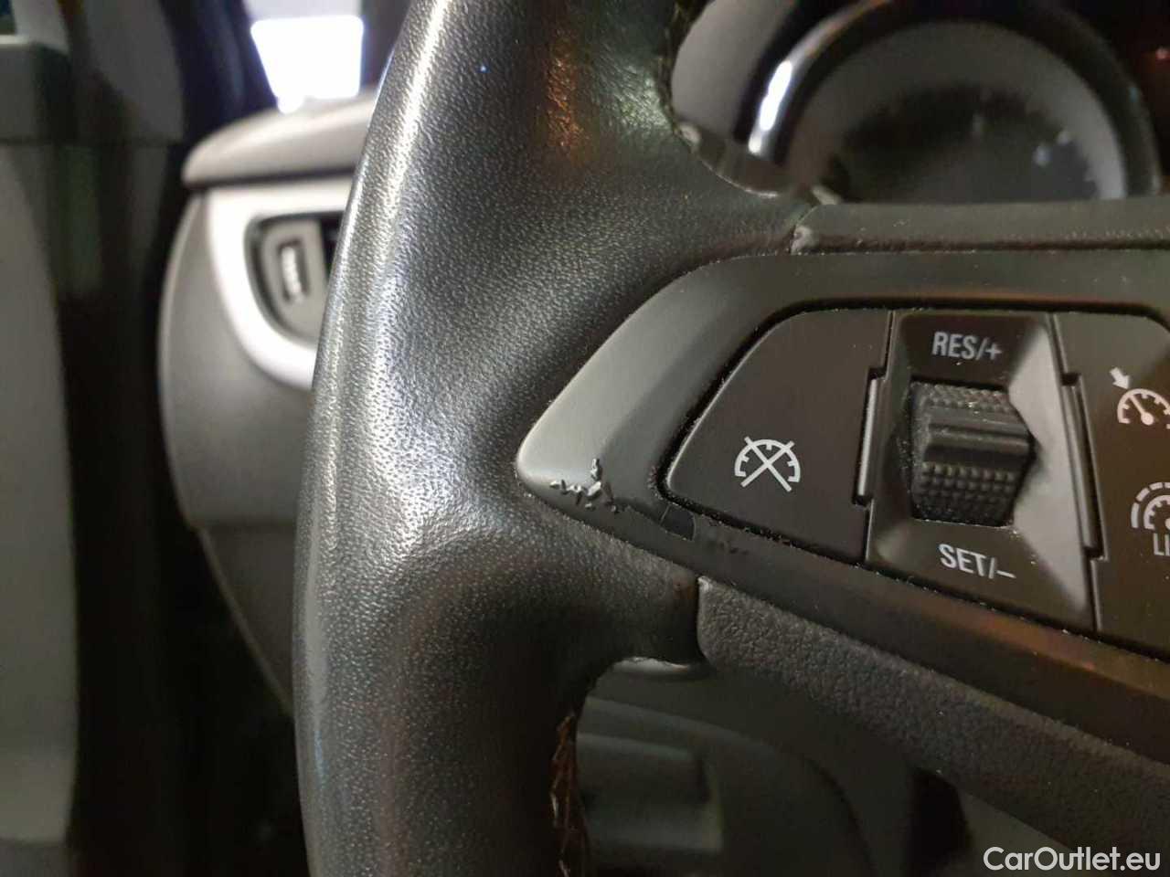 Opel  Astra 1.5 D Start/Stop Edition Manual Diesel  3 #38