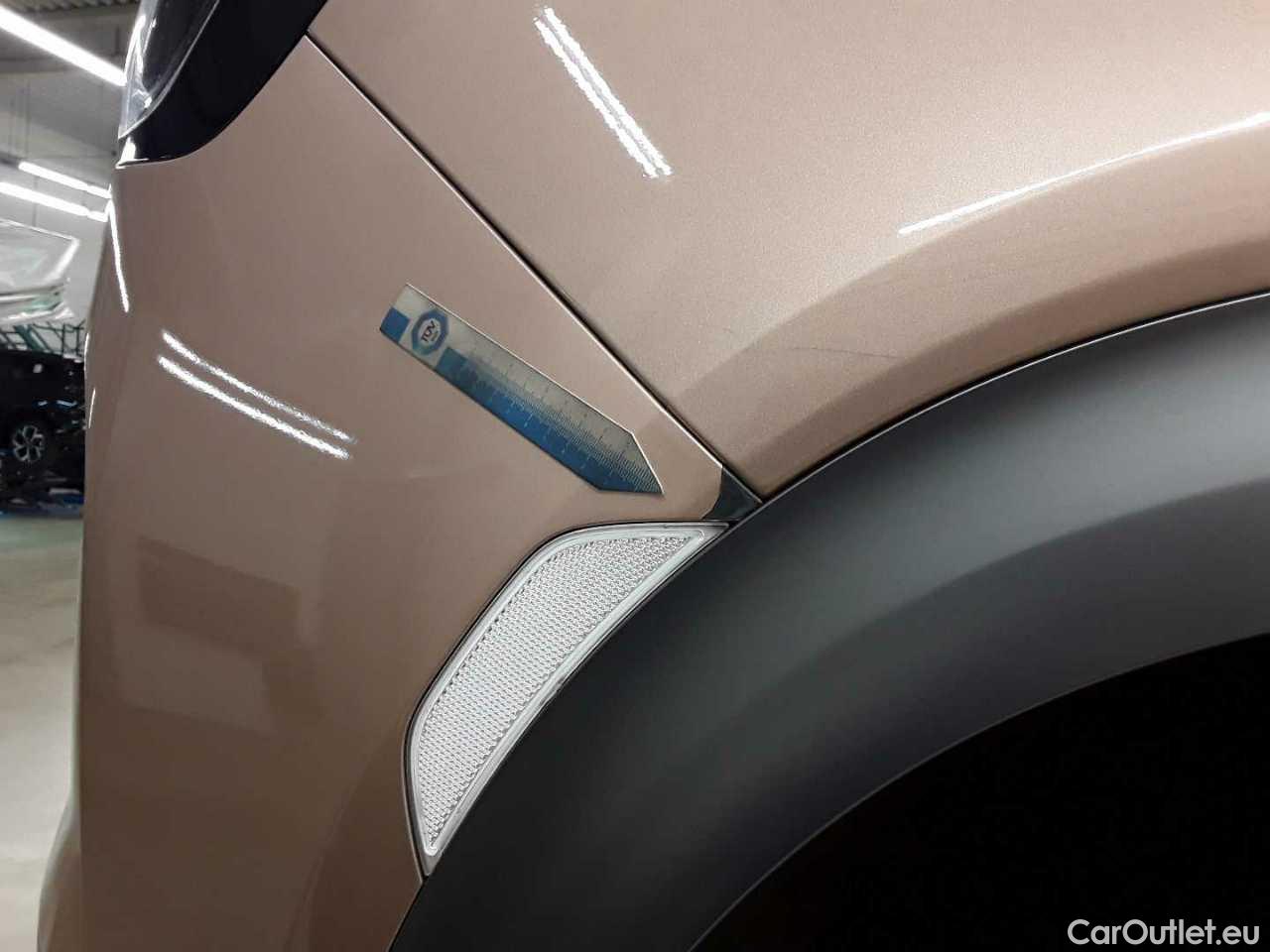 Hyundai  NEXO - Direct Drive Petrol/Hydrogen  13 #40