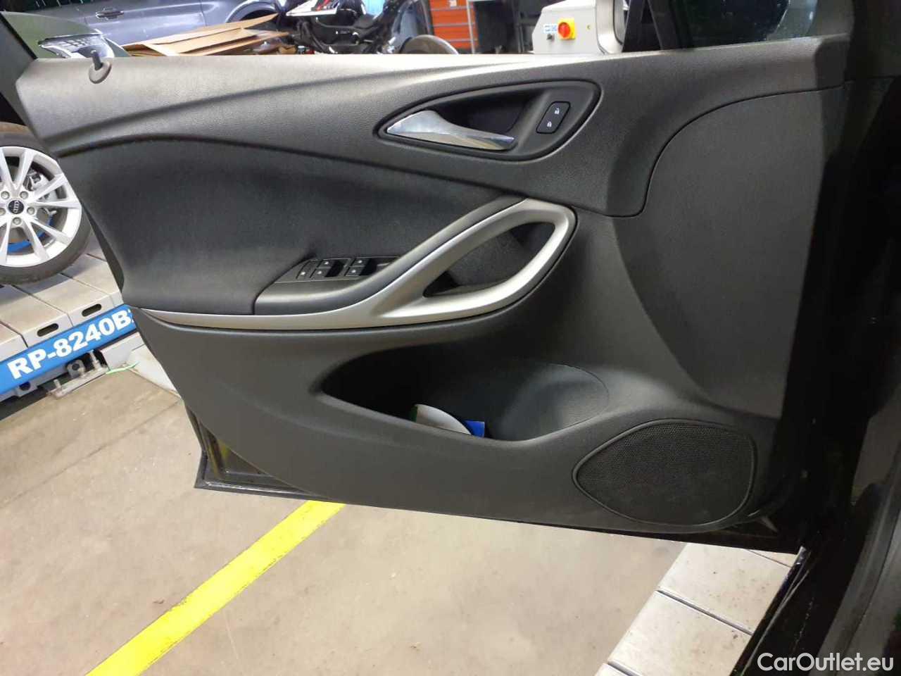 Opel  Astra 1.5 D Start/Stop Edition Manual Diesel  4 #19