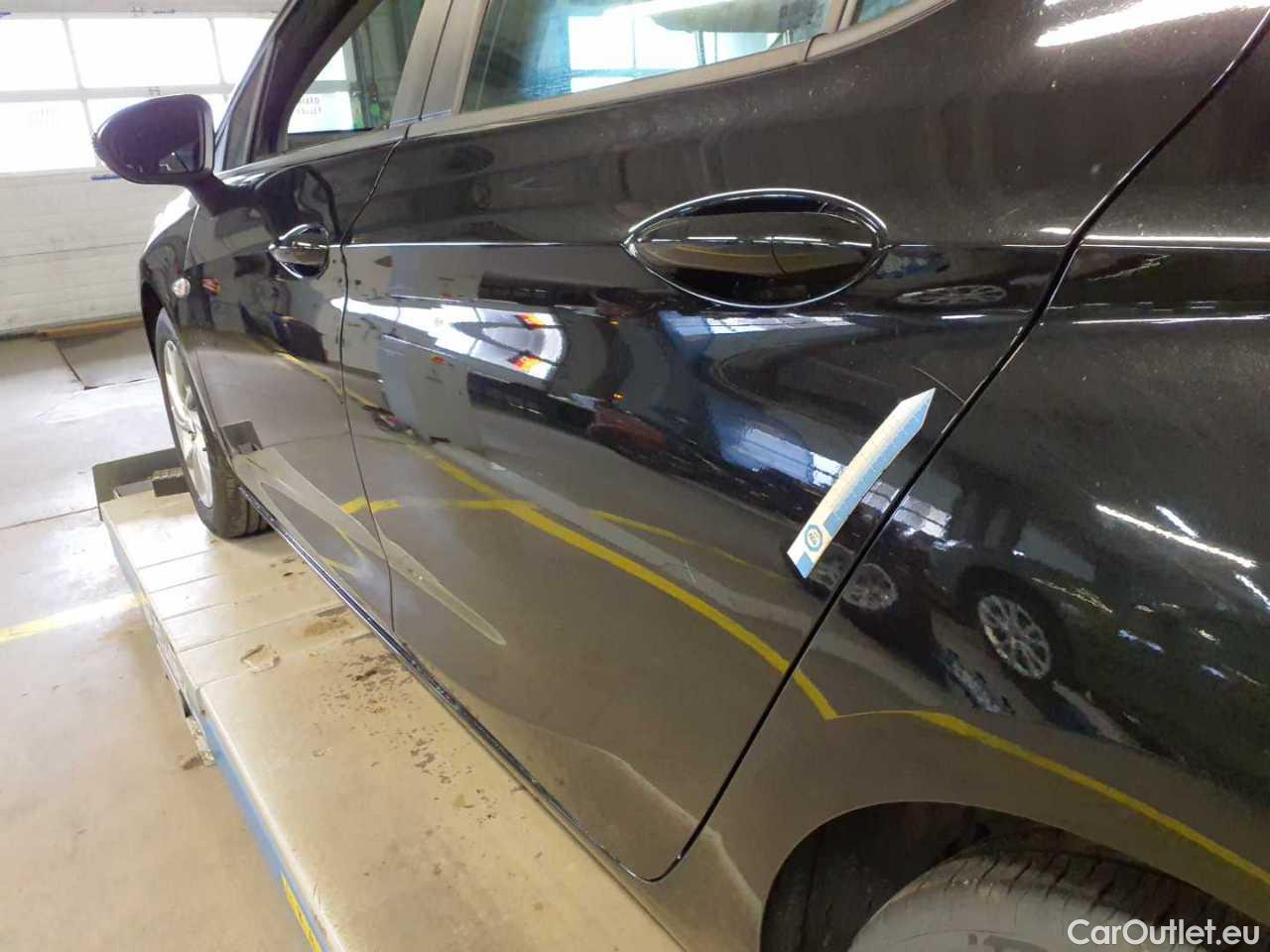 Opel  Astra 1.5 D Start/Stop Edition Manual Diesel  4 #54