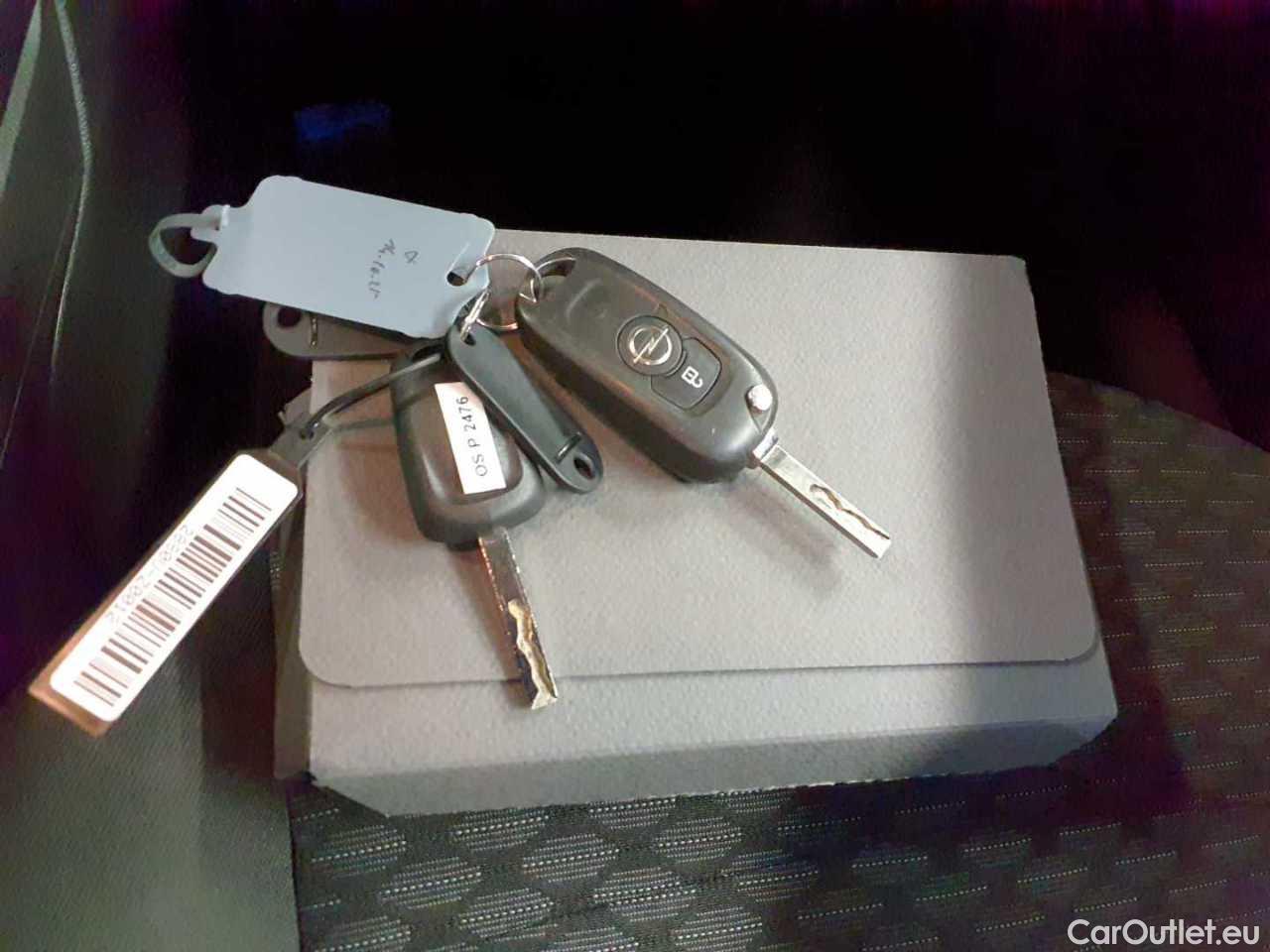 Opel  Astra 1.5 D Start/Stop Edition Manual Diesel  8 #31