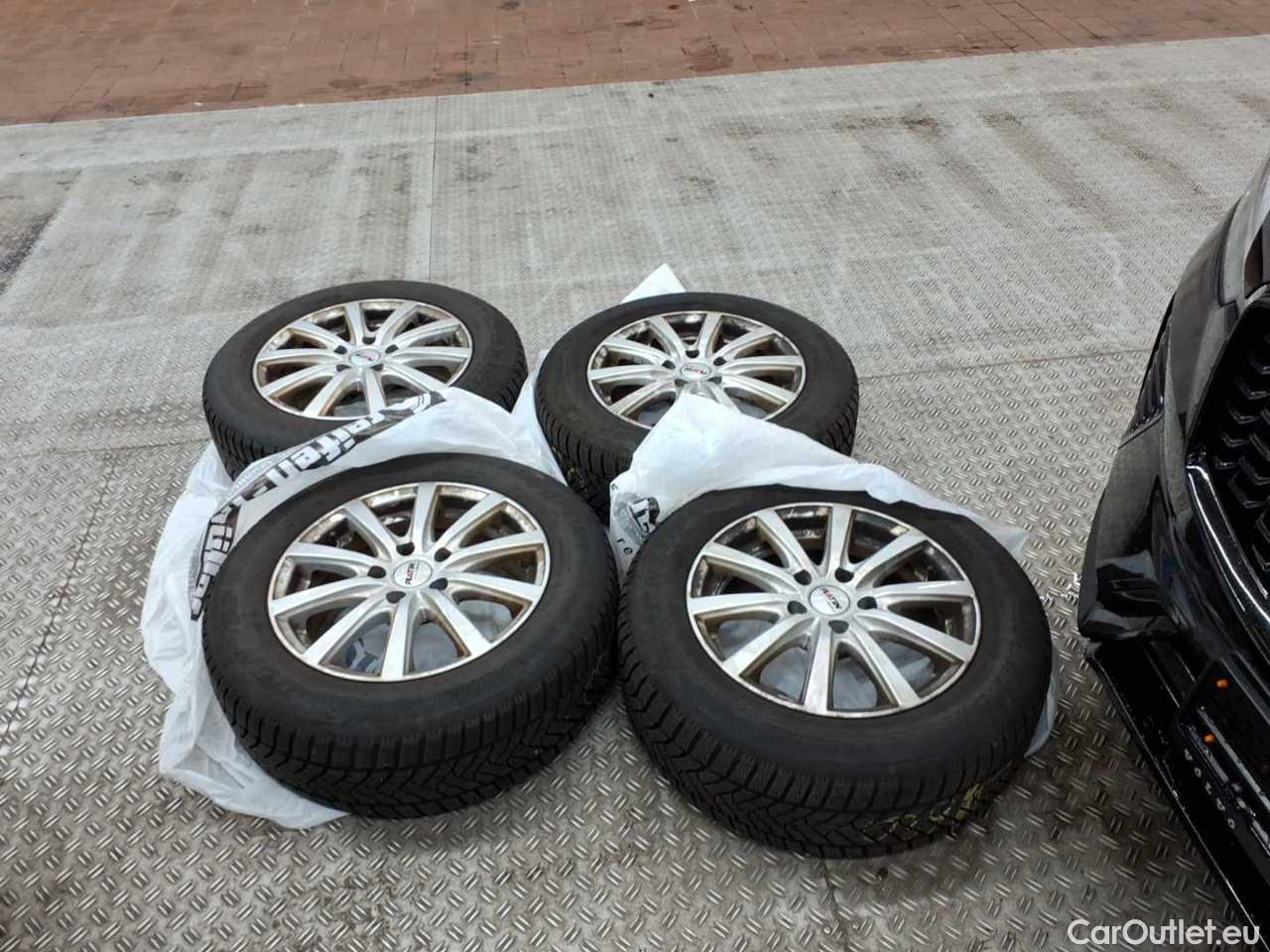 Skoda  Superb Combi 2.0 TDI DSG Ambition Automatic Diesel  18 #11