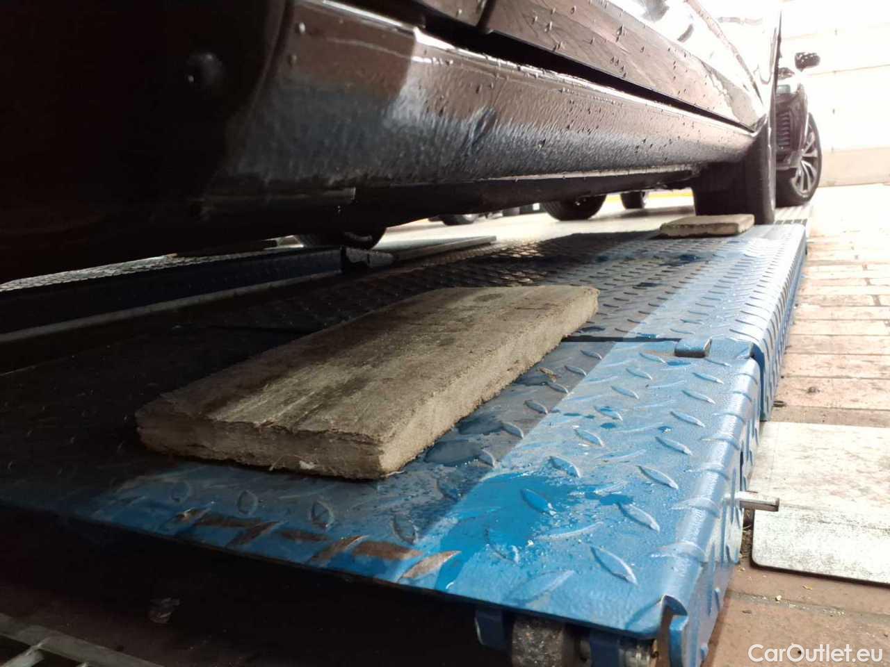 Skoda  Superb Combi 2.0 TDI DSG Ambition Automatic Diesel  18 #18