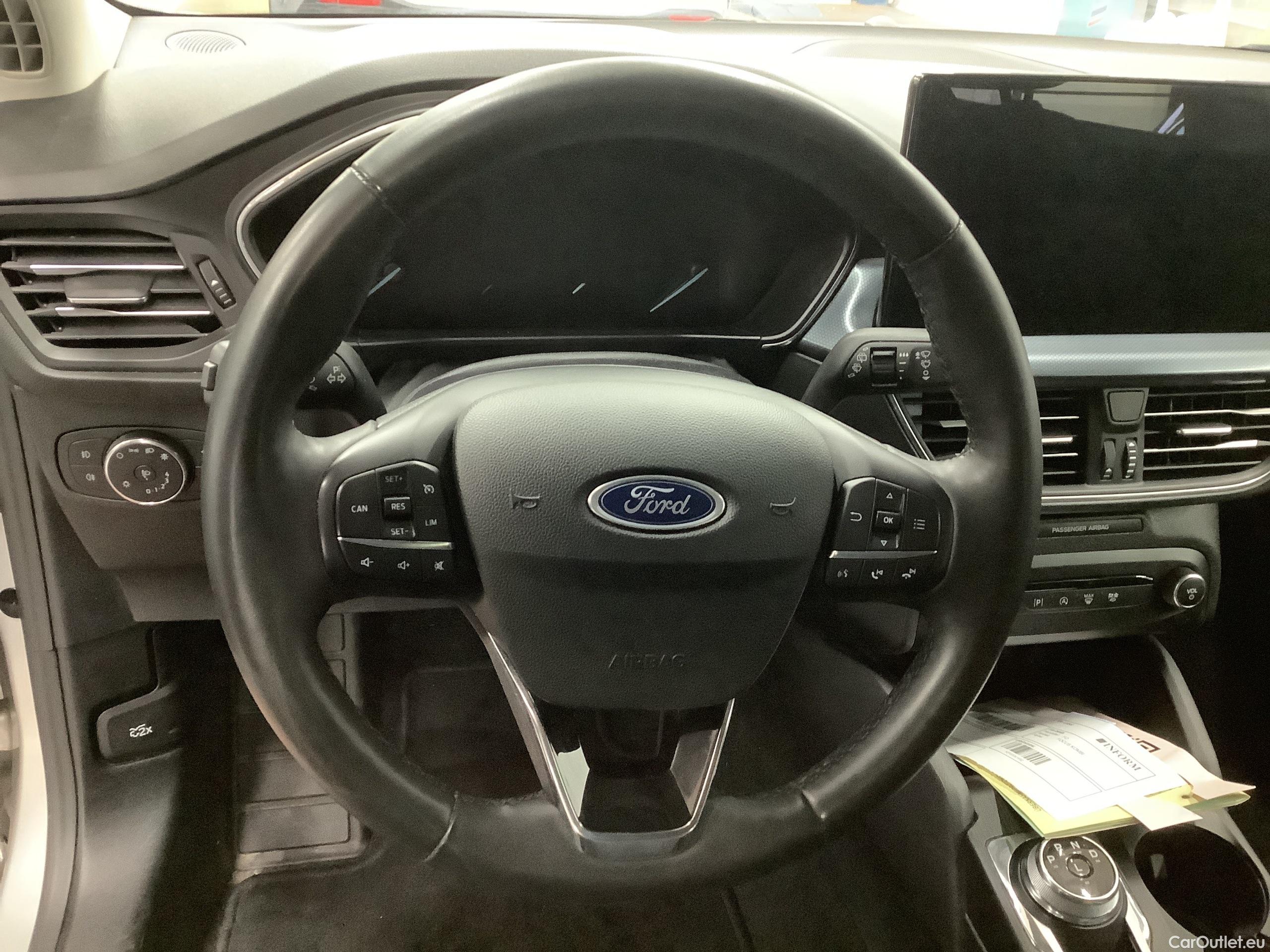 Ford  Focus Turnier 1.5 EcoBlue Start-Stopp-System Aut. ACTIVE Automatic Diesel  19 #14