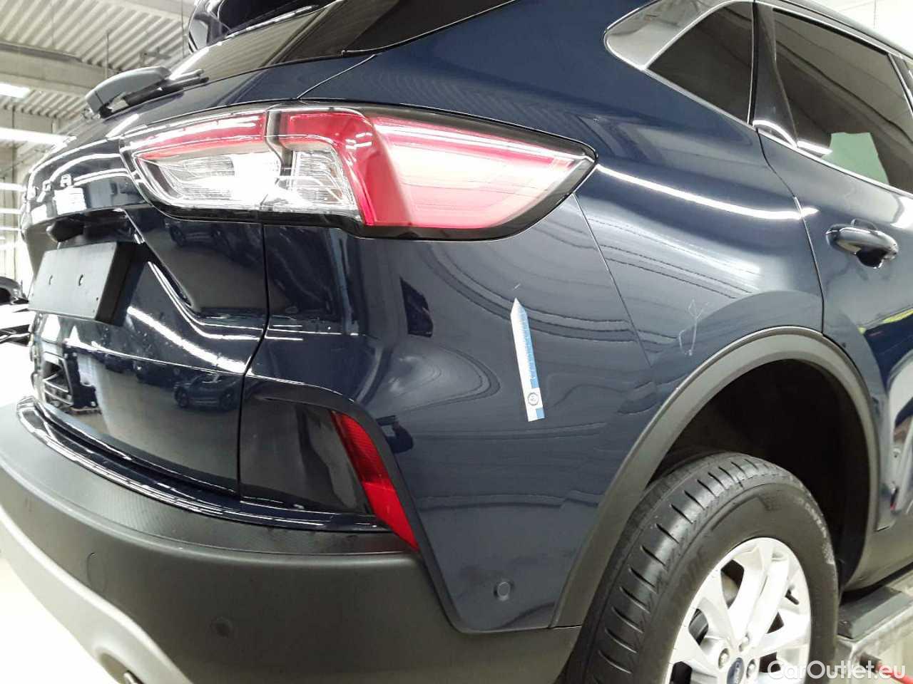 Ford  Kuga 2.0 EcoBlue Aut. 4x4 TITANIUM Automatic Diesel  22 #32