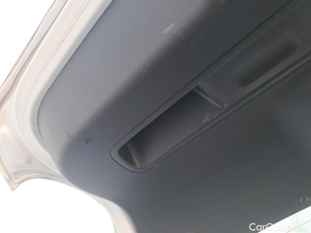  Citroen  C3 CITROEN  / 2020 / 5P / berlina con portón PureTech 60KW (83CV) Live Pack #24