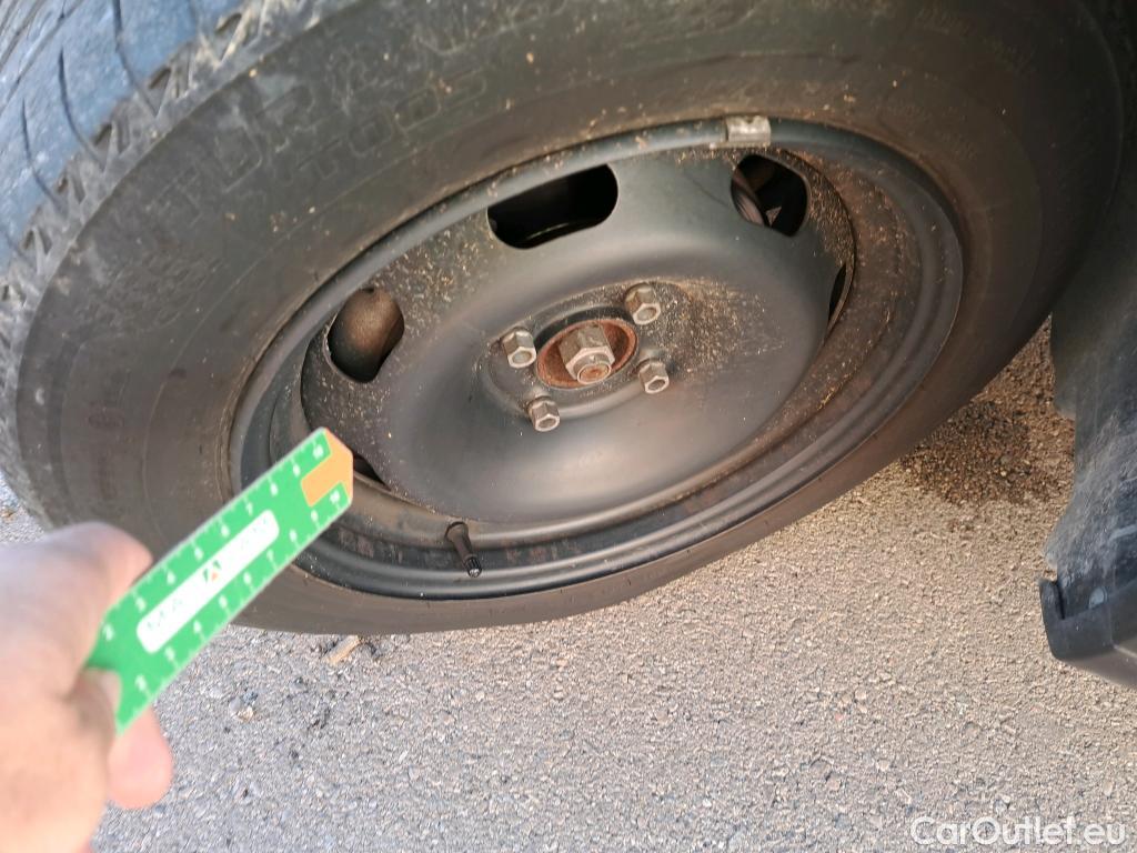  Citroen  C3 CITROEN  / 2020 / 5P / berlina con portón PureTech 60KW (83CV) Live Pack #14