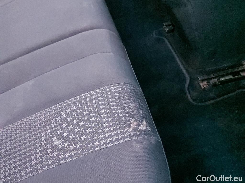  Peugeot  3008 PEUGEOT  / 2020 / 5P / todoterreno 1.5 BlueHDi 96kW (130CV) S&S Active Pack (AC4) #24