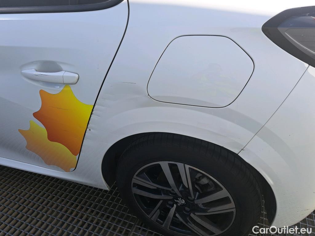  Peugeot  208 PEUGEOT  / 2019 / 5P / berlina con portón PureTech 73kW (100CV) Allure #3