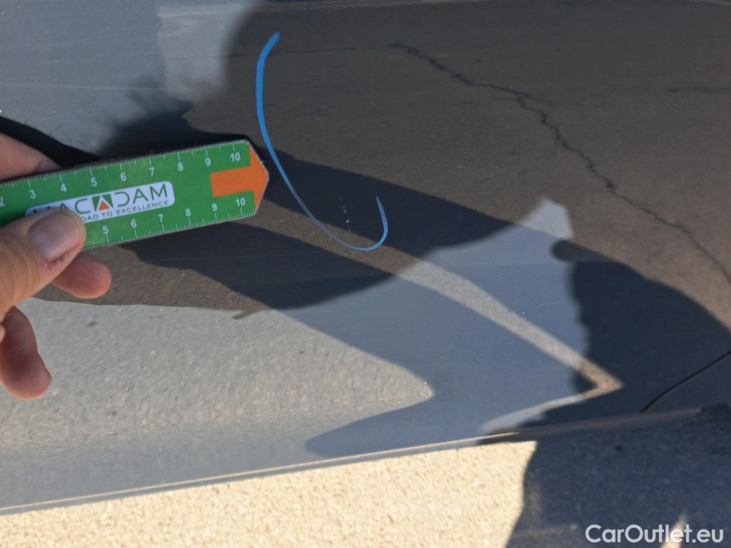 Volkswagen  Golf  VIII Lim. Life 2.0 TDI 115CV MT6 E6dT #35