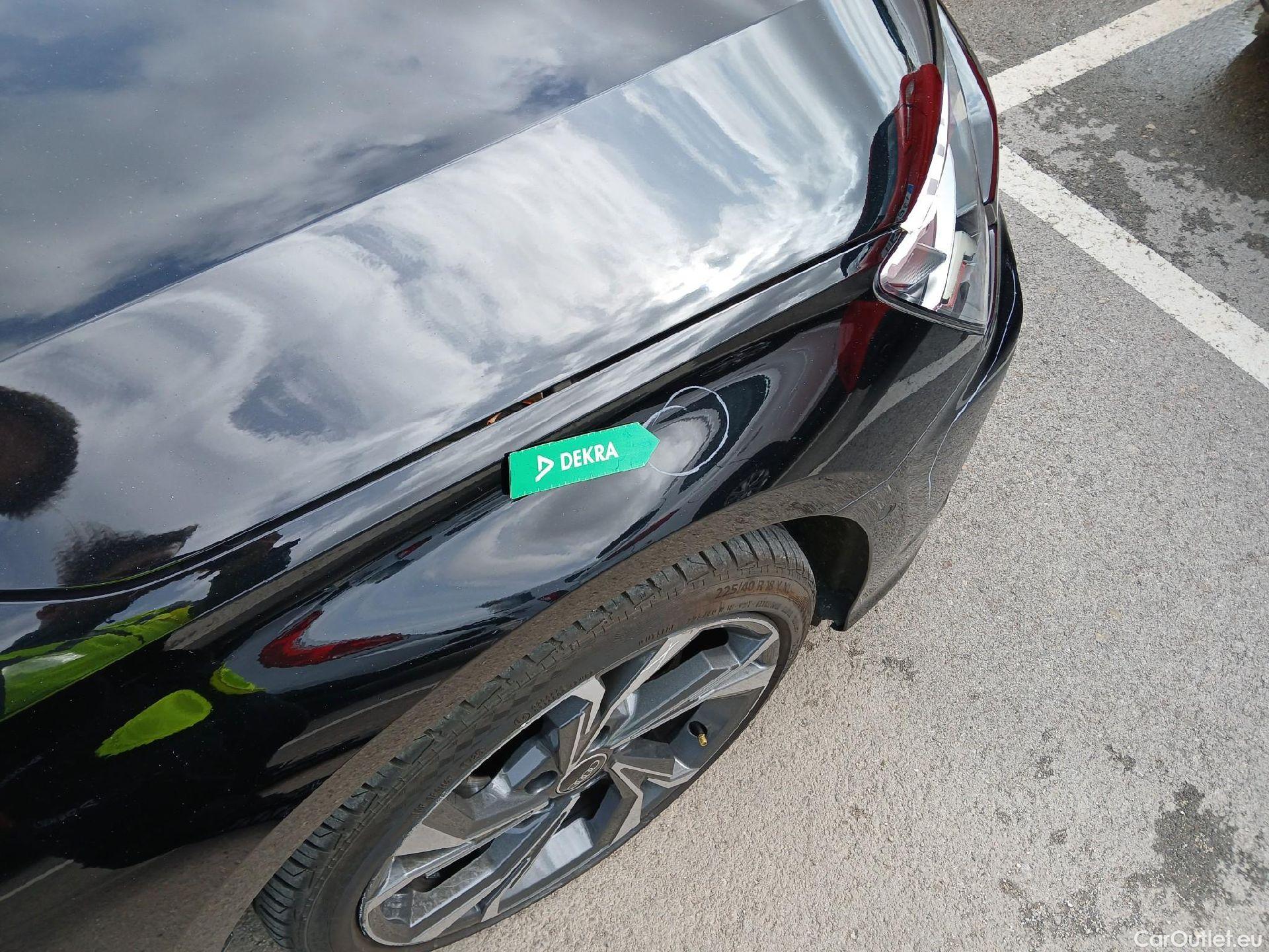 Audi  A3 AUDI  / 2020 / 5P / berlina con portón Sportback S line 40 TFSI e 150kW S tron #31