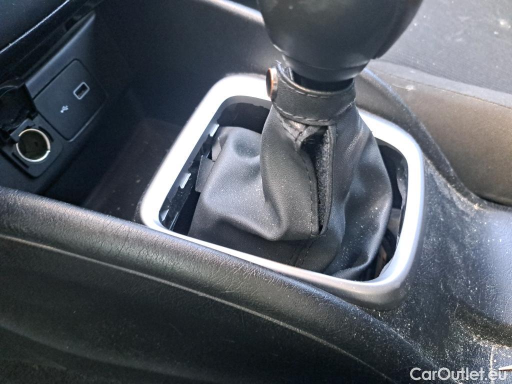  Fiat  Tipo FIAT  / 2015 / 5P / familiar 1.6 Pop Business 88kW diesel Multijet SW #34