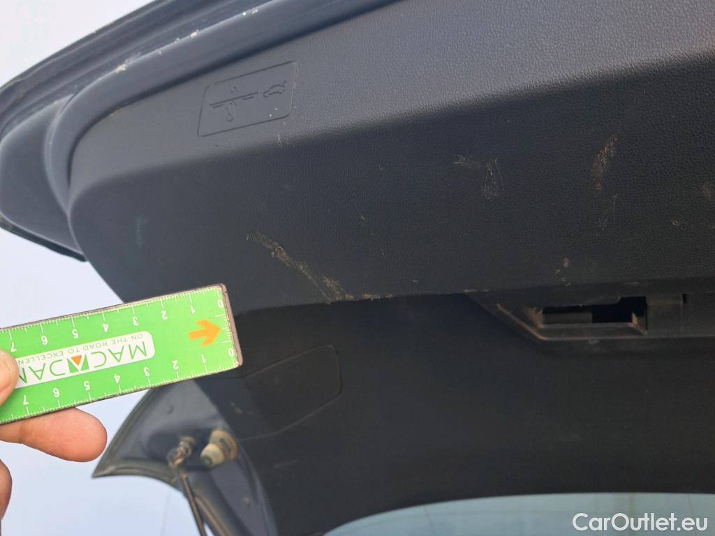 Volkswagen  Golf  VIII Lim. Life 2.0 TDI 115CV MT6 E6dT #24