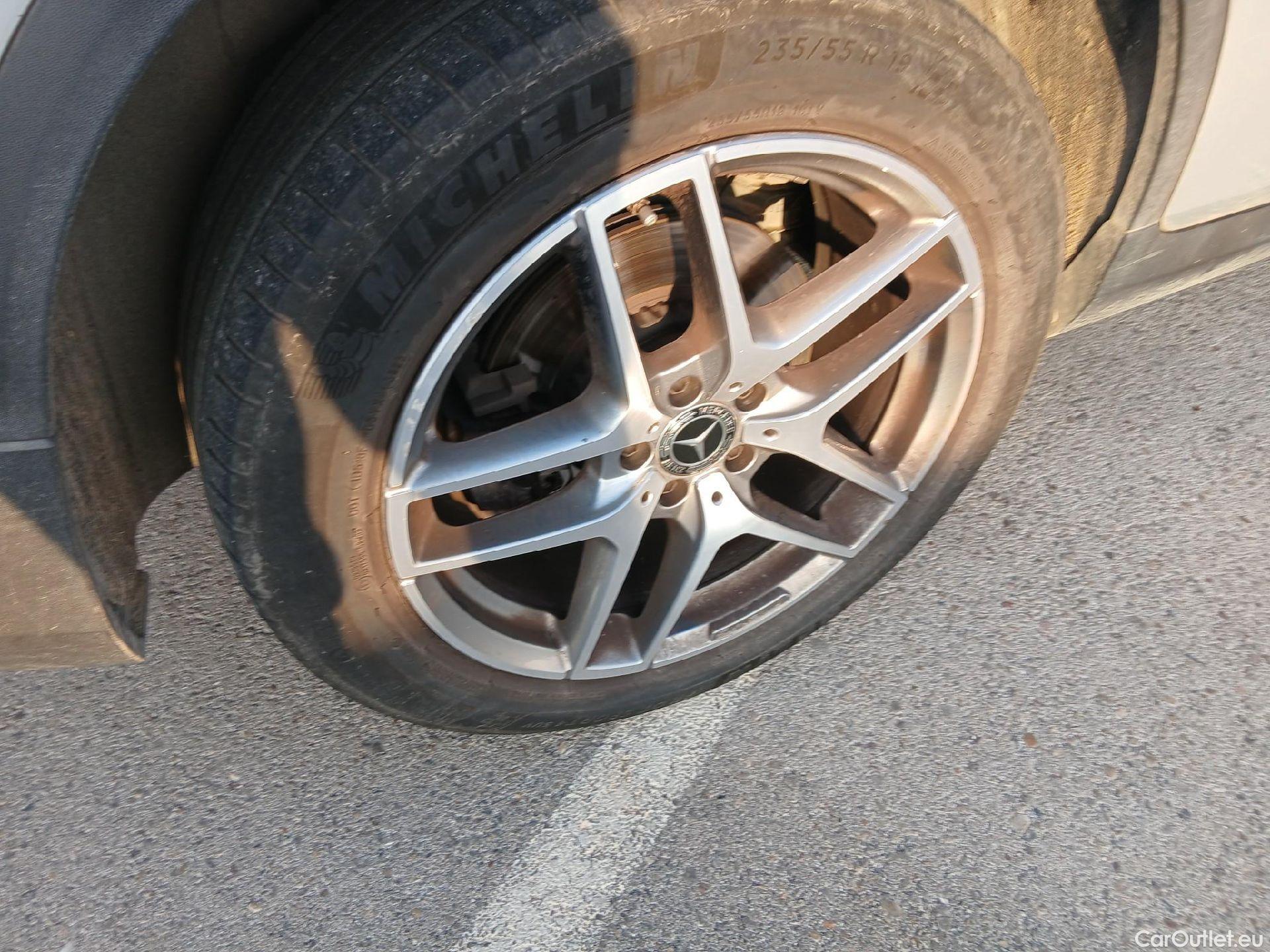 Mercedes  G-Klasee MERCEDES-BENZ Clase GLC / 2015 / 5P / todoterreno GLC 250 4MATIC #6