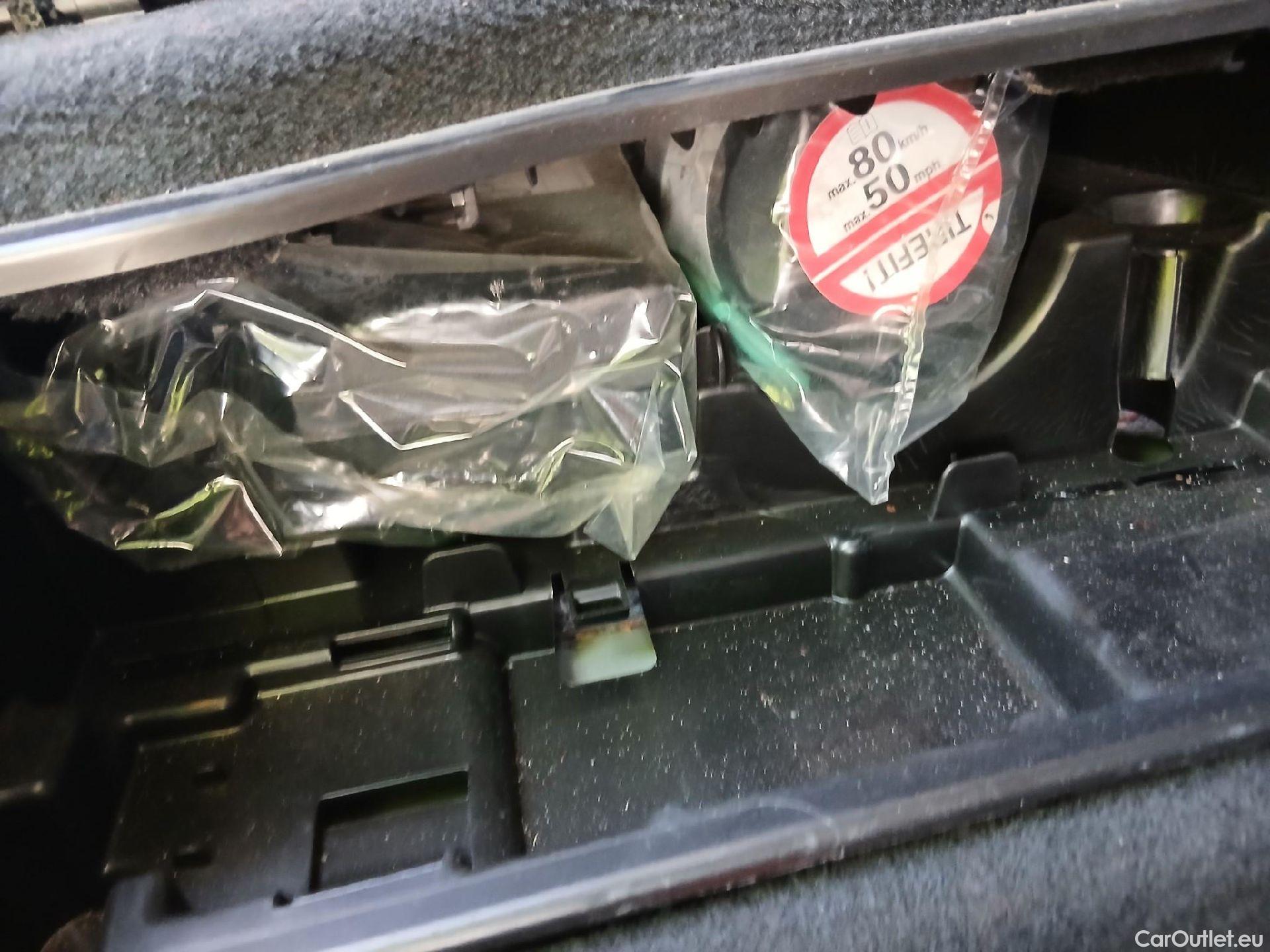 Mercedes  G-Klasee MERCEDES-BENZ Clase GLC / 2015 / 5P / todoterreno GLC 250 4MATIC #16