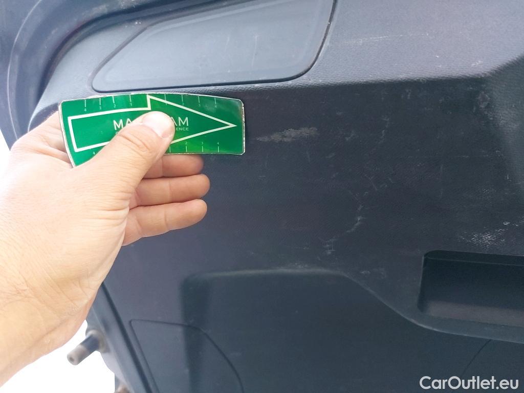  Peugeot  3008 PEUGEOT  / 2020 / 5P / todoterreno 1.5 BlueHDi 96kW (130CV) S&S Active Pack (AC4) #30