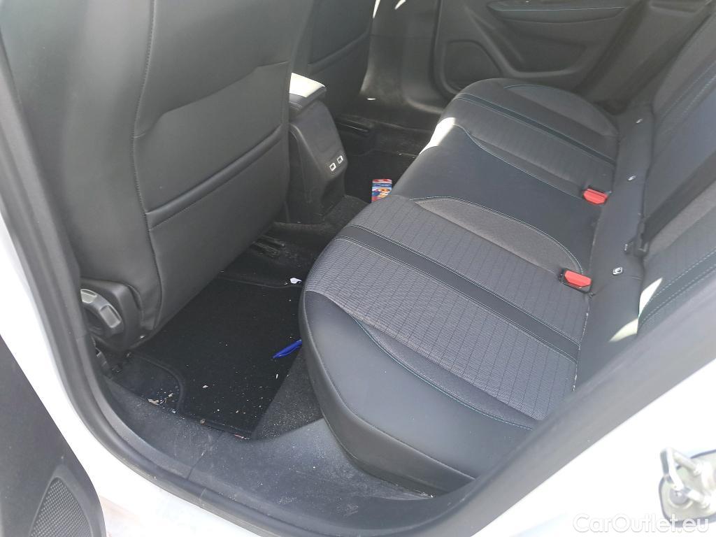  Peugeot  208 PEUGEOT  / 2019 / 5P / berlina con portón PureTech 73kW (100CV) Allure #28