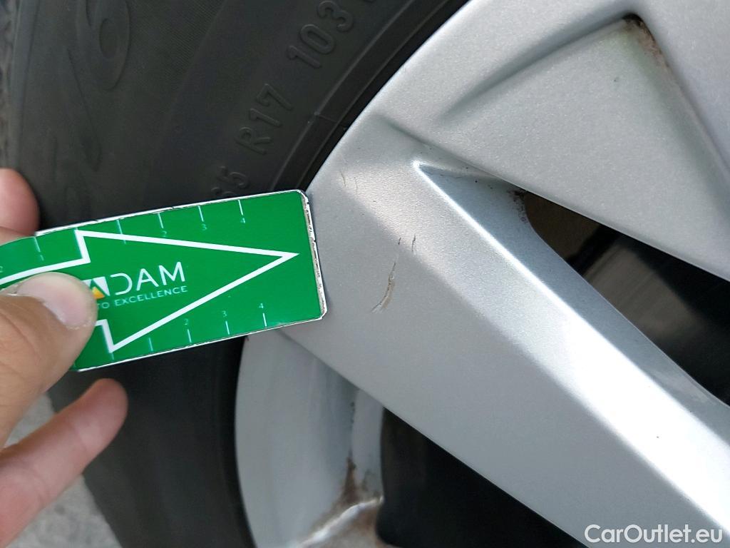  Peugeot  3008 PEUGEOT  / 2020 / 5P / todoterreno 1.5 BlueHDi 96kW (130CV) S&S Active Pack (AC4) #41