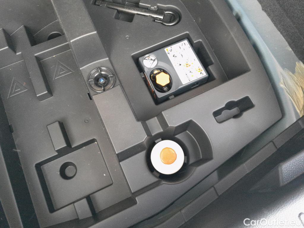 Nissan  Juke NISSAN  / 2019 / 5P / crossover DIG-T 84 kW (114 CV) 6M/T Acenta #10