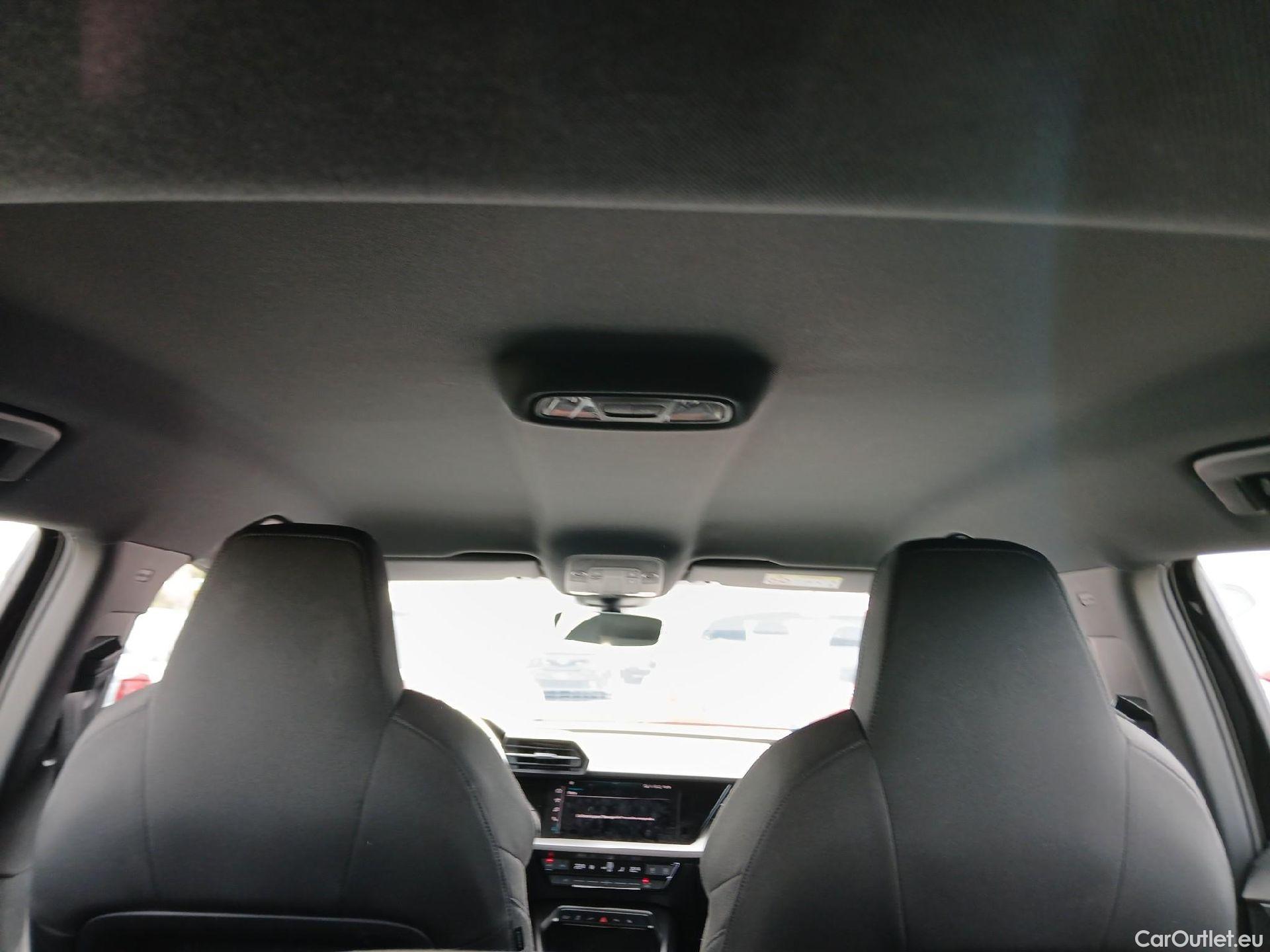 Audi  A3 AUDI  / 2020 / 5P / berlina con portón Sportback S line 40 TFSI e 150kW S tron #10