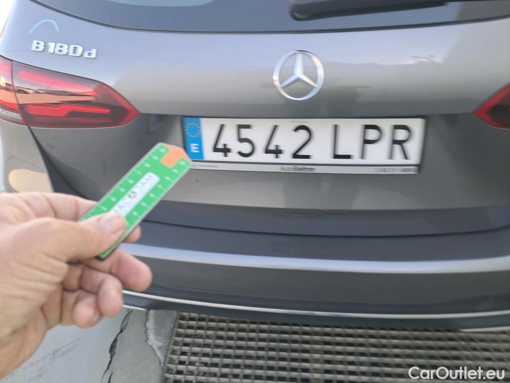 Mercedes  B-Klasse MERCEDES-BENZ Clase B / 2019 / 5P / monovolumen compacto B 180 d #37