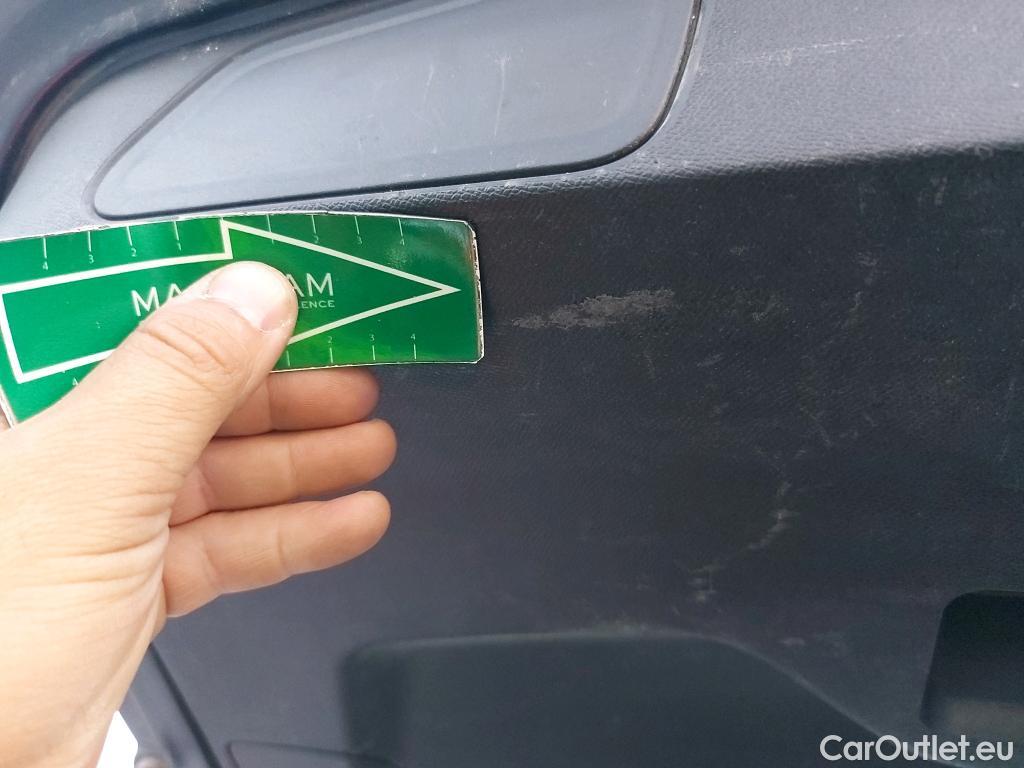  Peugeot  3008 PEUGEOT  / 2020 / 5P / todoterreno 1.5 BlueHDi 96kW (130CV) S&S Active Pack (AC4) #31