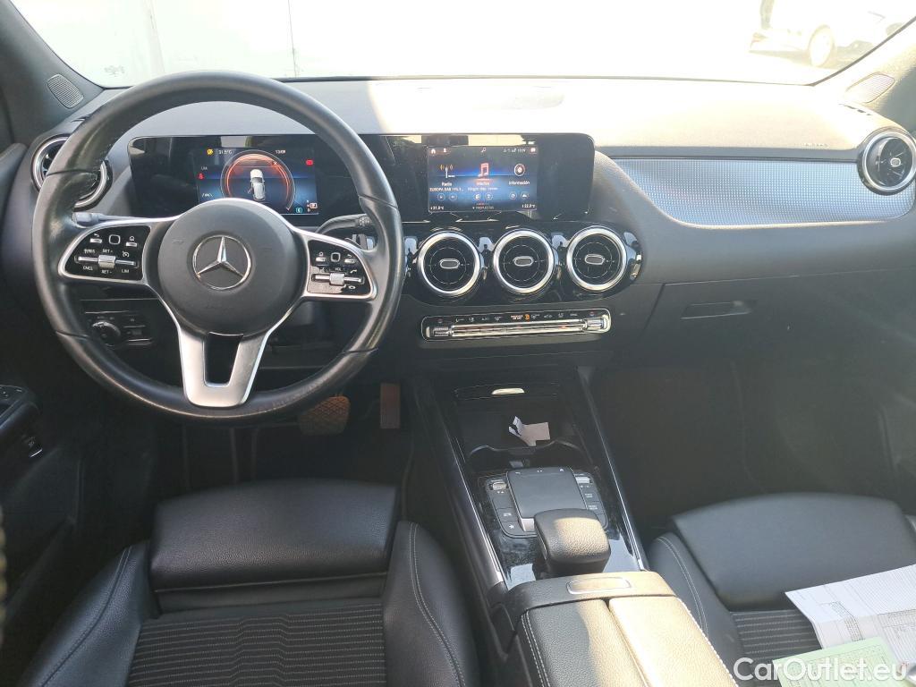 Mercedes  B-Klasse MERCEDES-BENZ Clase B / 2019 / 5P / monovolumen compacto B 180 d #3