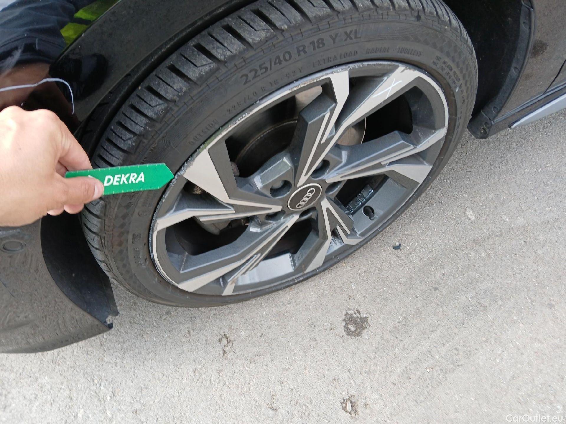 Audi  A3 AUDI  / 2020 / 5P / berlina con portón Sportback S line 40 TFSI e 150kW S tron #6