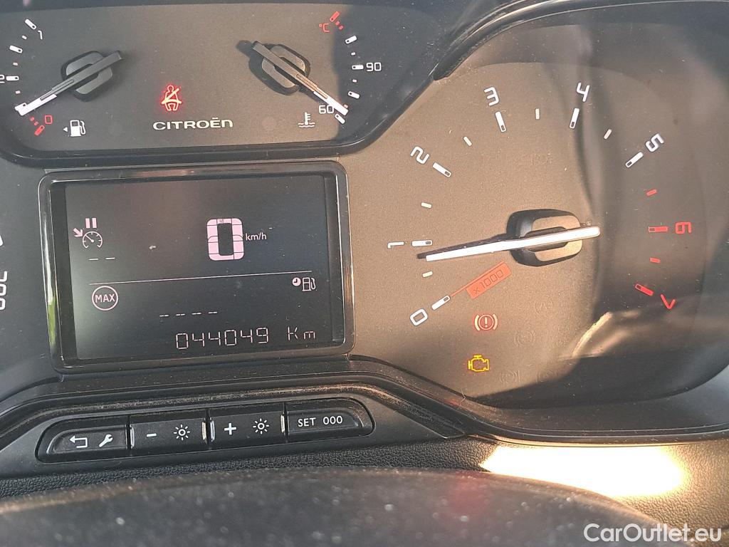  Citroen  C3 CITROEN  / 2020 / 5P / berlina con portón PureTech 60KW (83CV) Live Pack #26