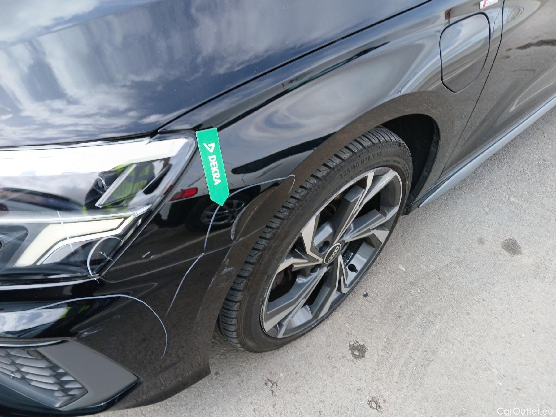 Audi  A3 AUDI  / 2020 / 5P / berlina con portón Sportback S line 40 TFSI e 150kW S tron #3