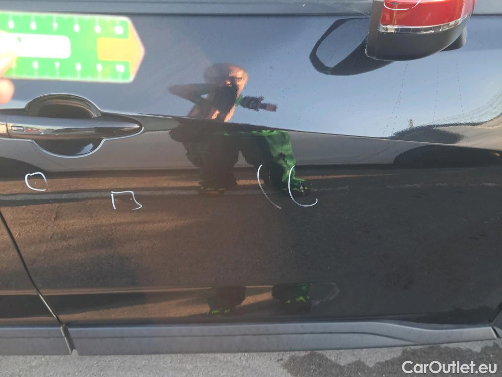 Nissan  Juke NISSAN  / 2019 / 5P / crossover DIG-T 84 kW (114 CV) 6M/T N-Connecta #31