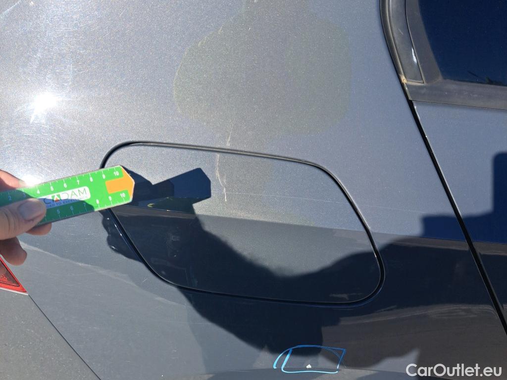 Volkswagen  Golf  VIII Lim. Life 2.0 TDI 115CV MT6 E6dT #54