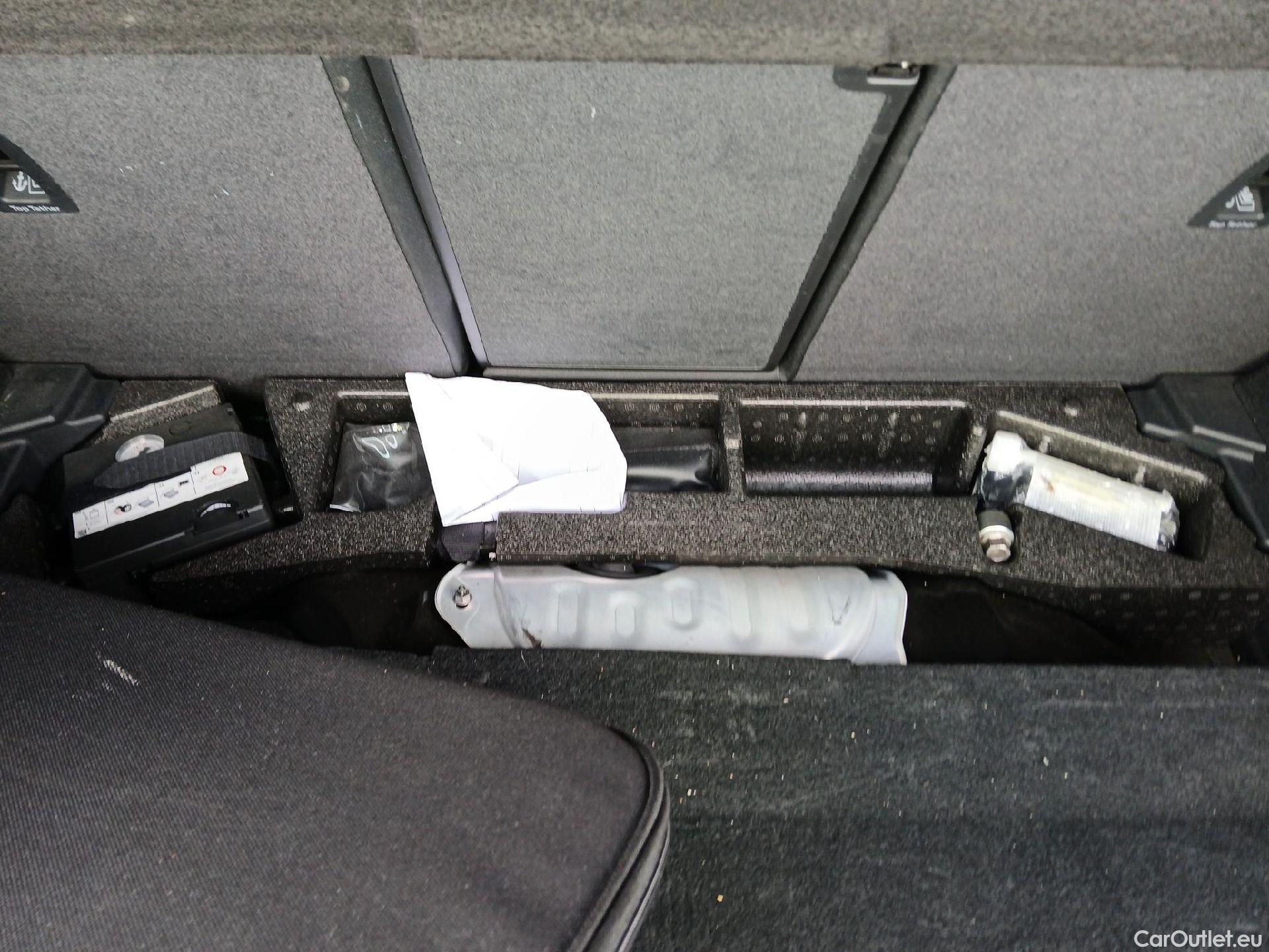 Audi  A3 AUDI  / 2020 / 5P / berlina con portón Sportback S line 40 TFSI e 150kW S tron #18