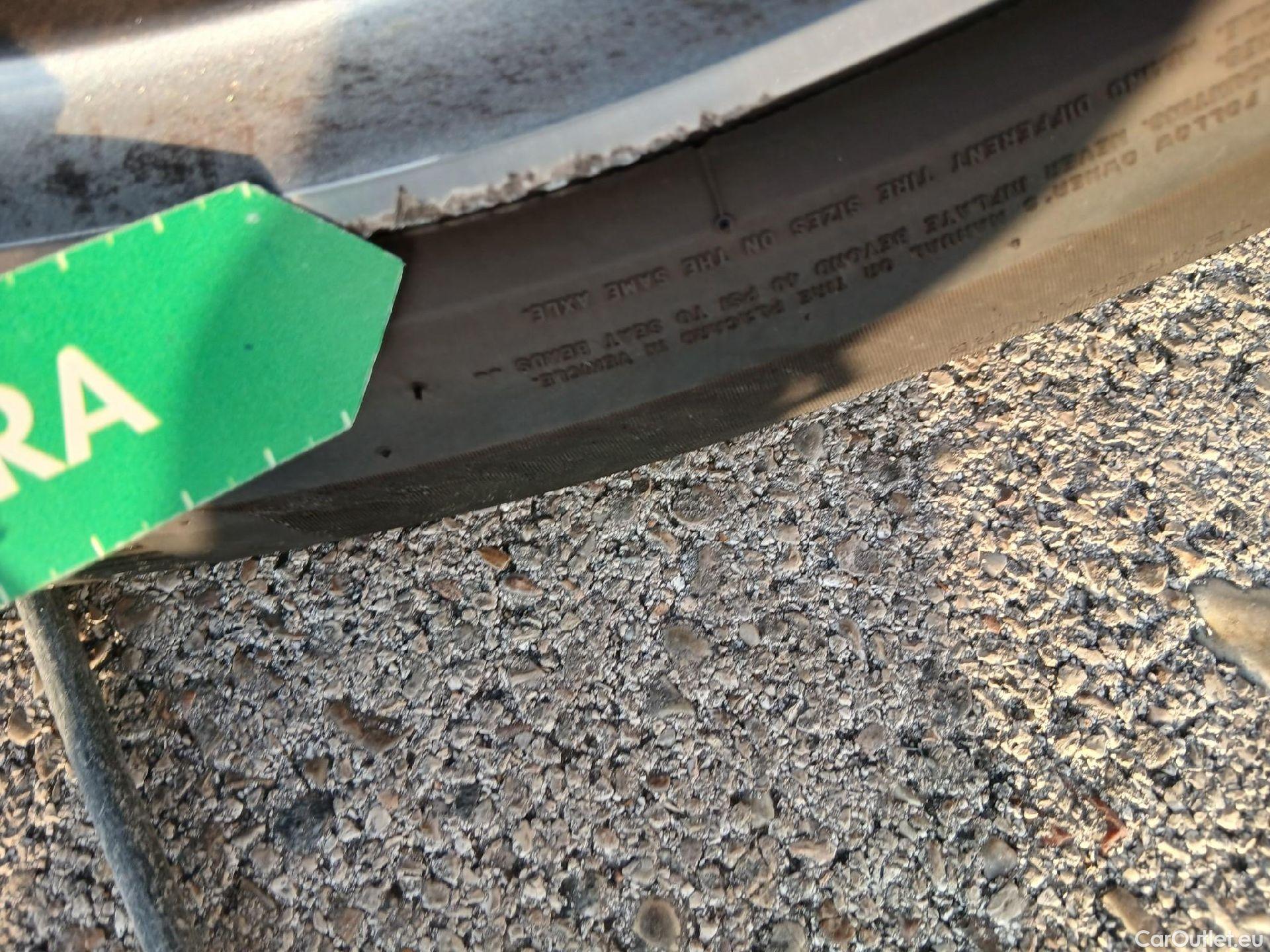 Mercedes  G-Klasee MERCEDES-BENZ Clase GLC / 2015 / 5P / todoterreno GLC 250 4MATIC #7