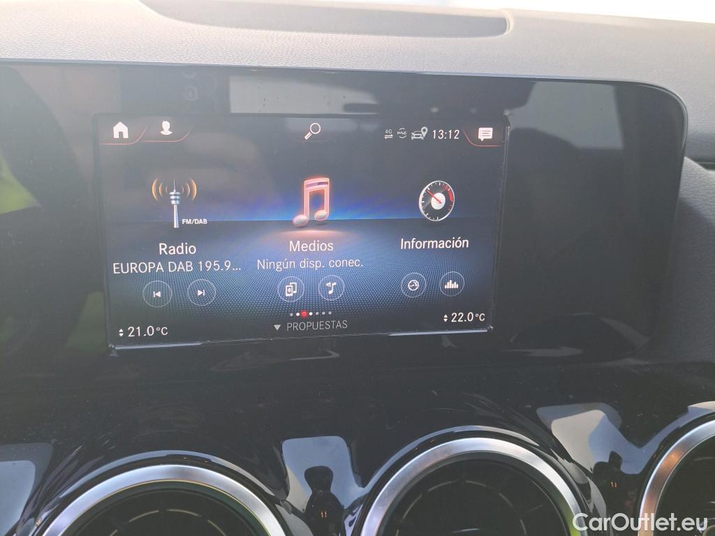 Mercedes  B-Klasse MERCEDES-BENZ Clase B / 2019 / 5P / monovolumen compacto B 180 d #12