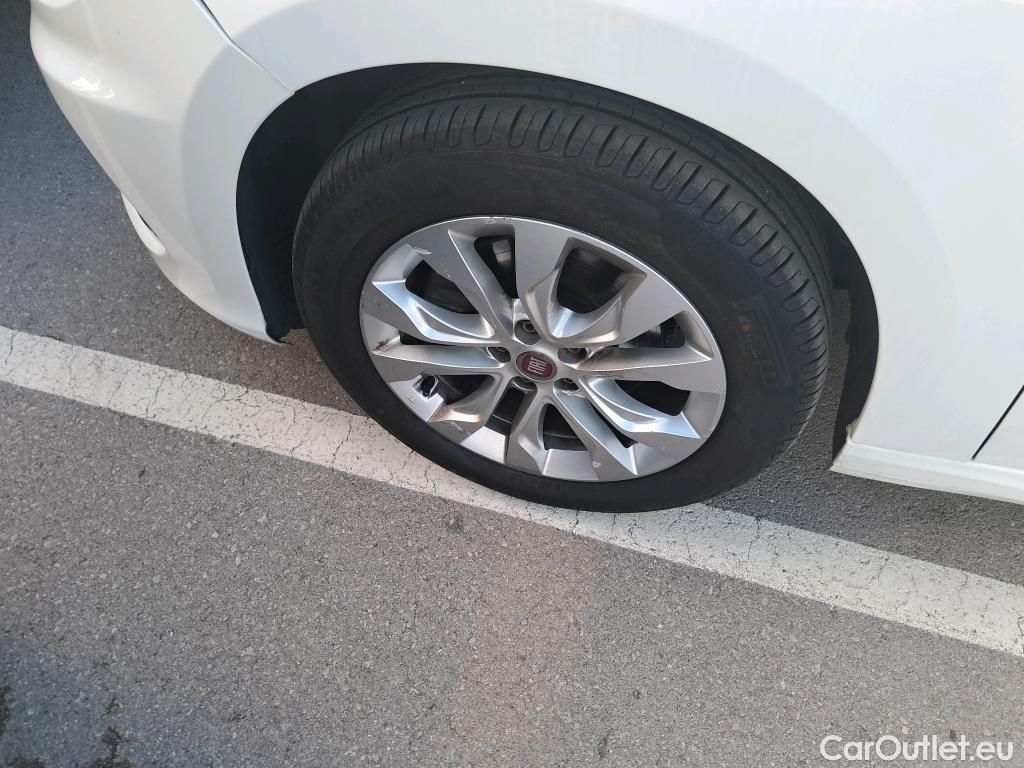  Fiat  Tipo FIAT  / 2015 / 5P / familiar 1.6 Pop Business 88kW diesel Multijet SW #25