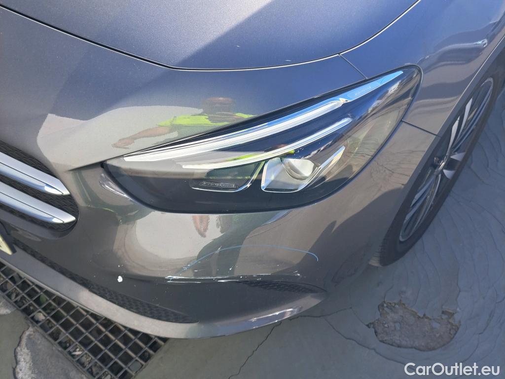 Mercedes  B-Klasse MERCEDES-BENZ Clase B / 2019 / 5P / monovolumen compacto B 180 d #17