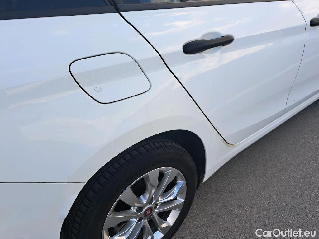  Fiat  Tipo FIAT  / 2015 / 5P / familiar 1.6 Pop Business 88kW diesel Multijet SW #8