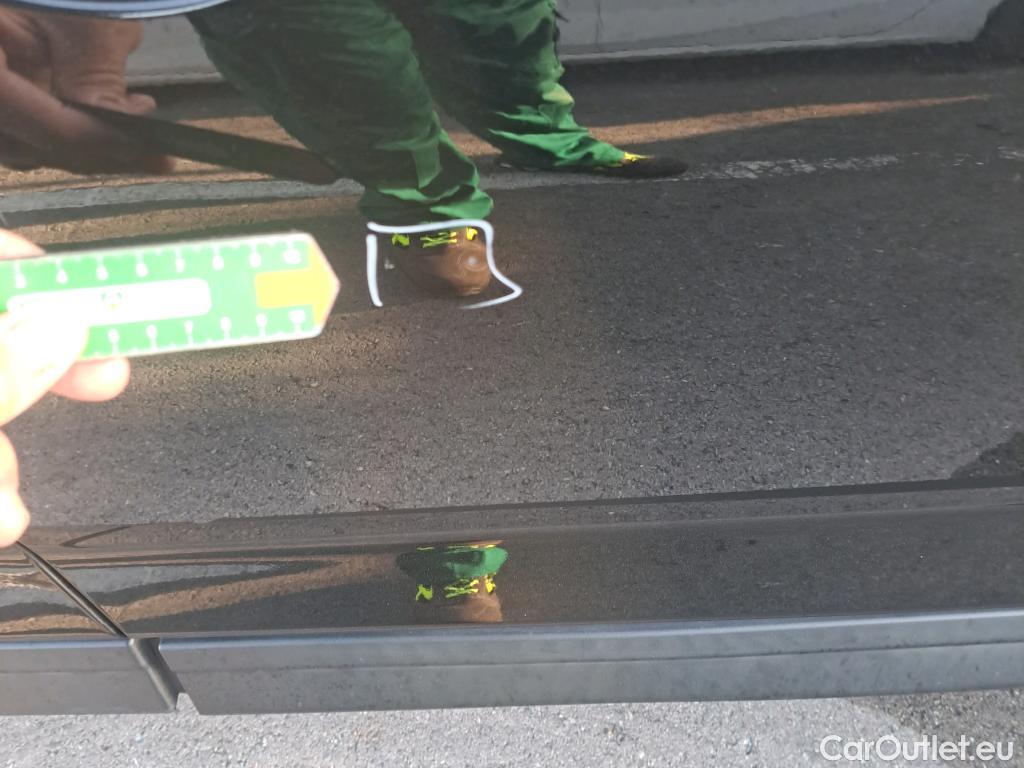 Nissan  Juke NISSAN  / 2019 / 5P / crossover DIG-T 84 kW (114 CV) 6M/T N-Connecta #32