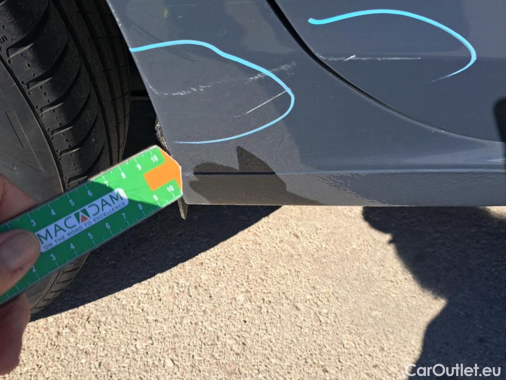 Volkswagen  Golf  VIII Lim. Life 2.0 TDI 115CV MT6 E6dT #23