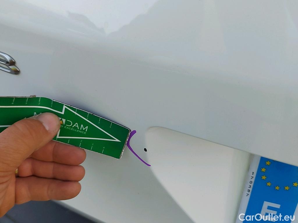  Peugeot  3008 PEUGEOT  / 2020 / 5P / todoterreno 1.5 BlueHDi 96kW (130CV) S&S Active Pack (AC4) #13