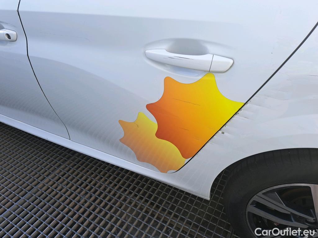  Peugeot  208 PEUGEOT  / 2019 / 5P / berlina con portón PureTech 73kW (100CV) Allure #17
