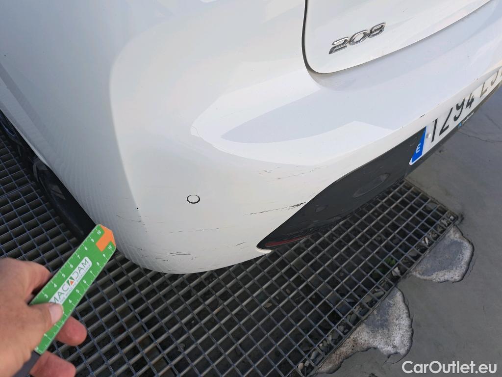  Peugeot  208 PEUGEOT  / 2019 / 5P / berlina con portón PureTech 73kW (100CV) Allure #19