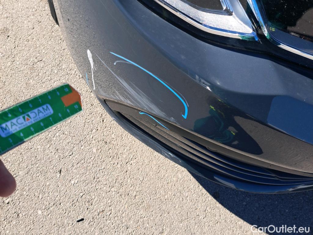 Volkswagen  Golf  VIII Lim. Life 2.0 TDI 115CV MT6 E6dT #33