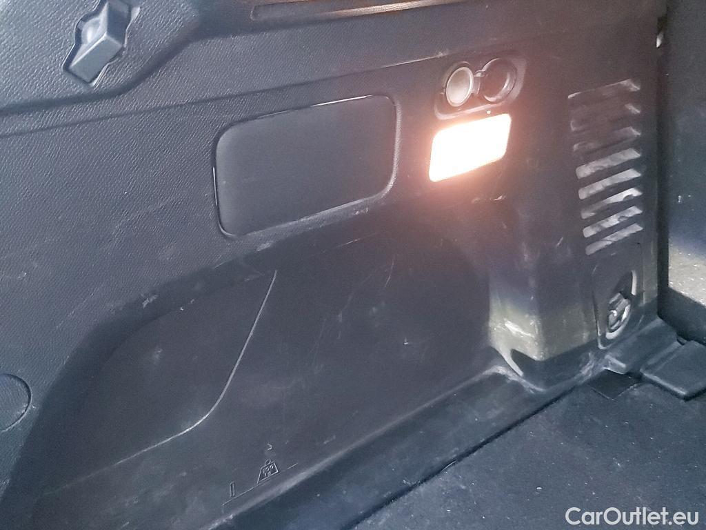  Peugeot  3008 PEUGEOT  / 2020 / 5P / todoterreno 1.5 BlueHDi 96kW (130CV) S&S Active Pack (AC4) #34