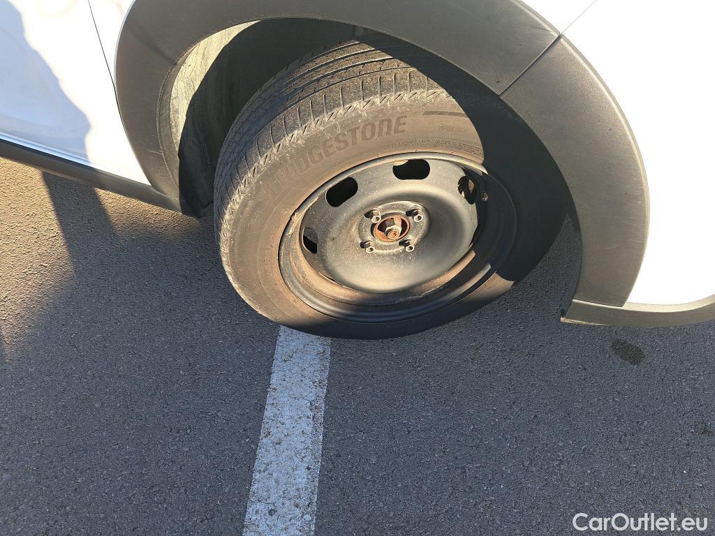  Citroen  C3 CITROEN  / 2020 / 5P / berlina con portón PureTech 60KW (83CV) Live Pack #19