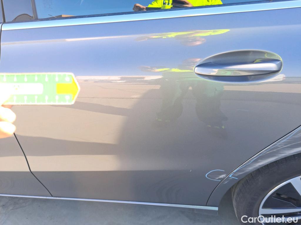 Mercedes  B-Klasse MERCEDES-BENZ Clase B / 2019 / 5P / monovolumen compacto B 180 d #23