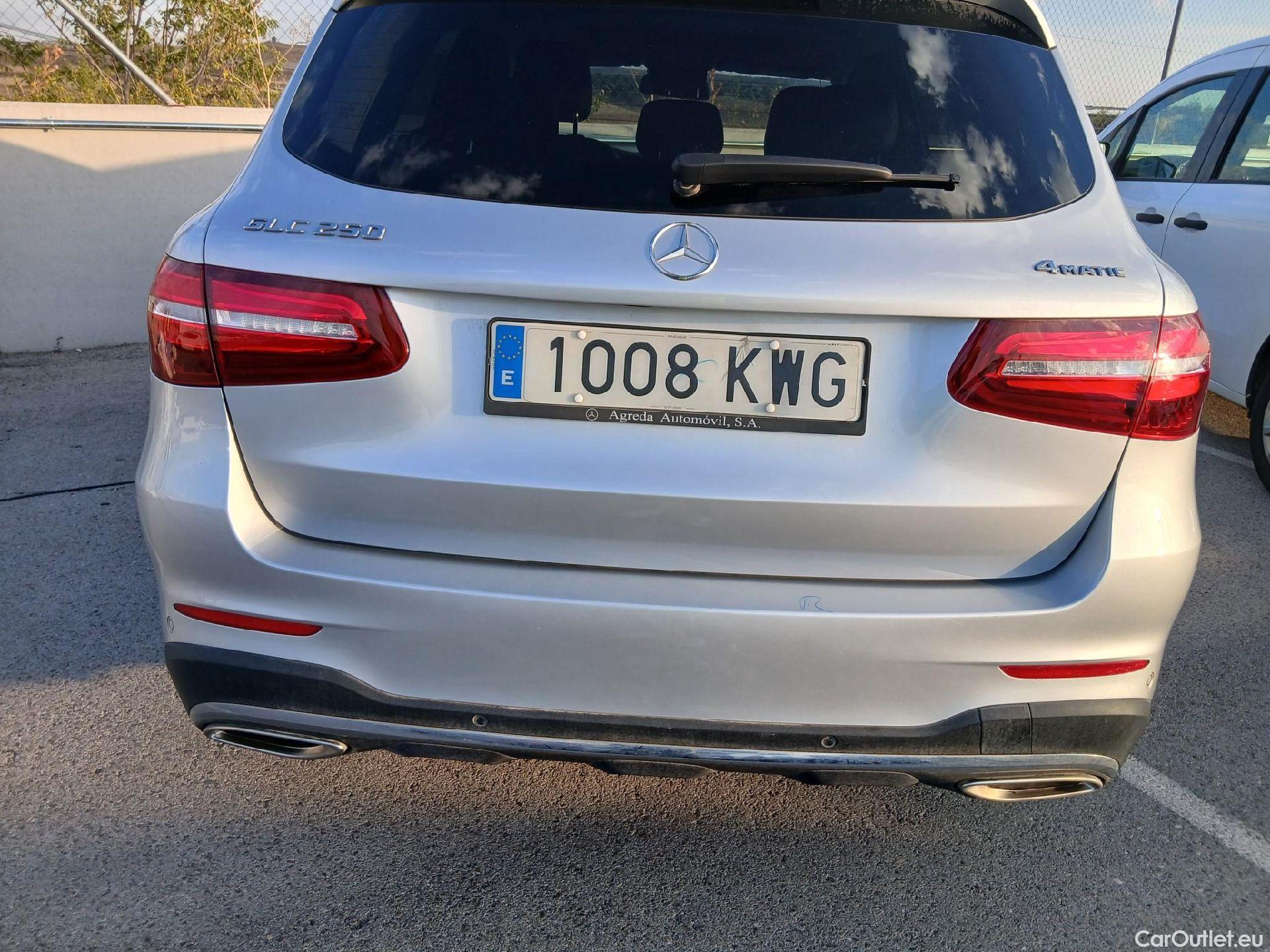 Mercedes  G-Klasee MERCEDES-BENZ Clase GLC / 2015 / 5P / todoterreno GLC 250 4MATIC #17