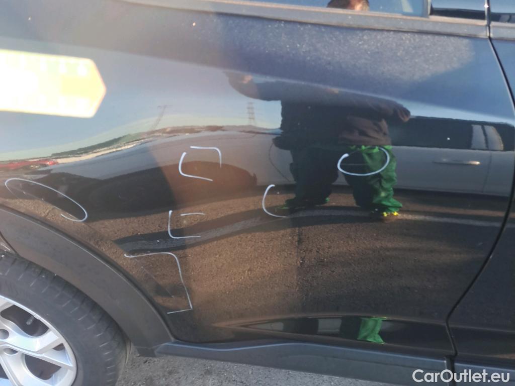 Nissan  Juke NISSAN  / 2019 / 5P / crossover DIG-T 84 kW (114 CV) 6M/T N-Connecta #4